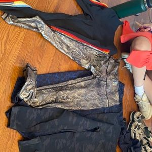 4 pairs of Athletic leggings
